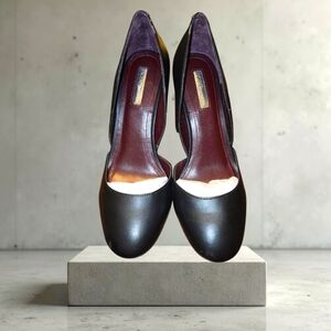 BCBG Black and Burgundy Heels